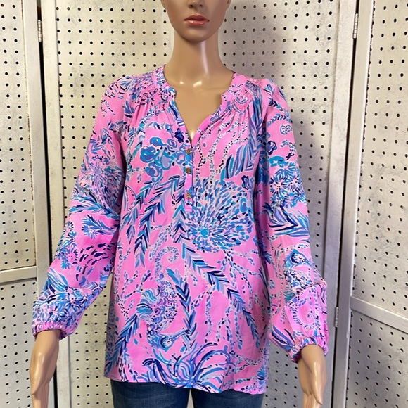 Lilly Pulitzer Tops - Lilli Pulitzer silk